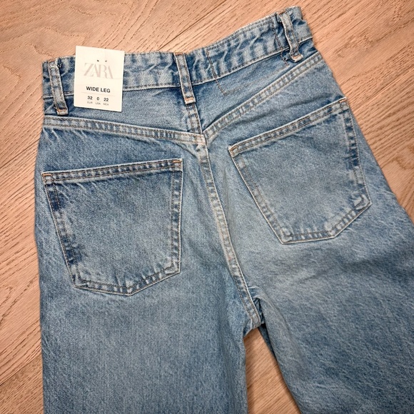 Zara High-Rise, Full Length Jeans - Picture 4 of 7